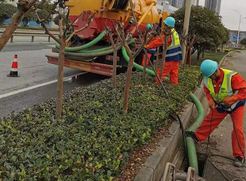 临县市政管道清淤
